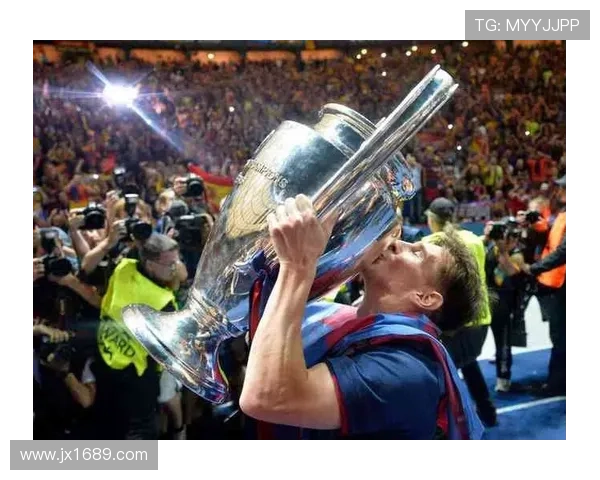 全球足球强国与传奇球星的辉煌历程与影响力分析 全球足球强国与传奇球星的辉煌历程与影响力分析