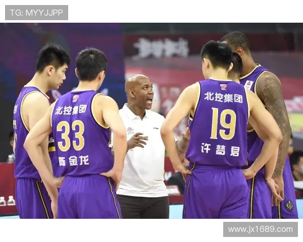 北京篮球队在邀请赛中的节奏表现分析与战术解读 北京篮球队在邀请赛中的节奏表现分析与战术解读