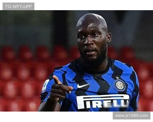 足球场上的瞪眼睛明星揭秘他们背后的故事与激情 足球场上的瞪眼睛明星揭秘他们背后的故事与激情